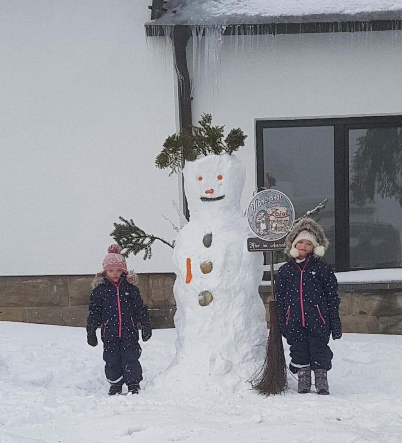 Familien-Hotel Am Traenkbachtal เฟราเอนวาล์ด ภายนอก รูปภาพ