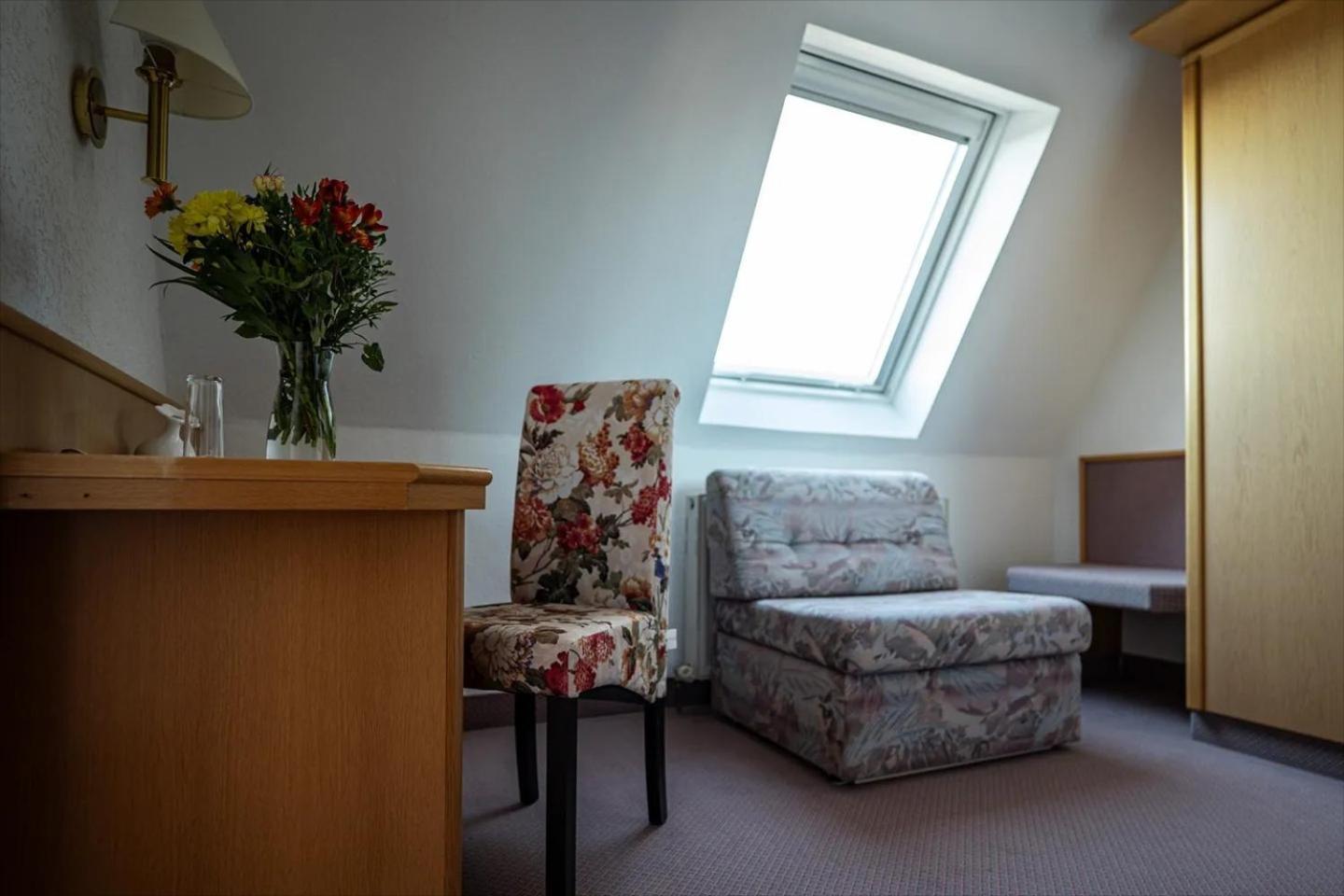 Familien-Hotel Am Traenkbachtal เฟราเอนวาล์ด ภายนอก รูปภาพ