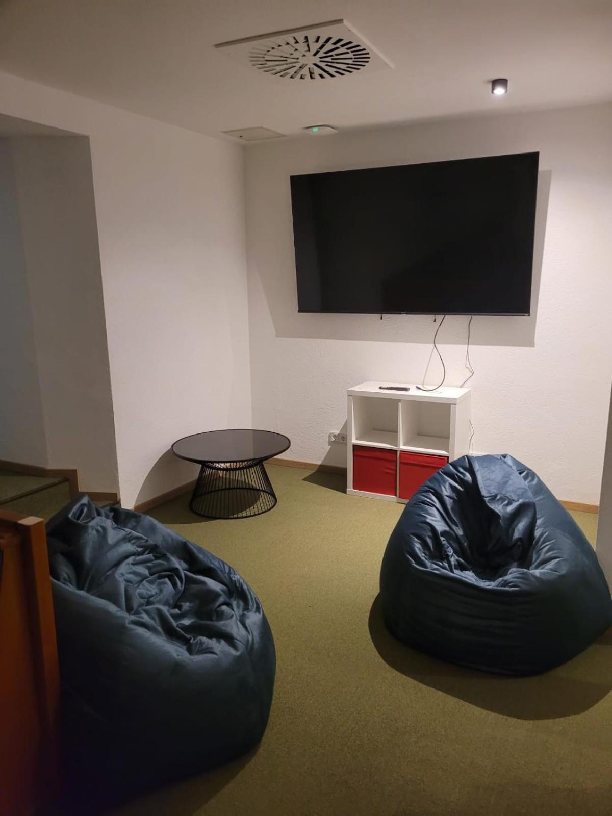 Familien-Hotel Am Traenkbachtal เฟราเอนวาล์ด ภายนอก รูปภาพ