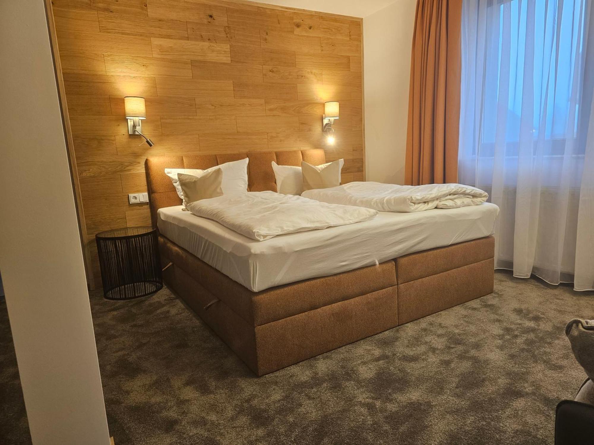 Familien-Hotel Am Traenkbachtal เฟราเอนวาล์ด ภายนอก รูปภาพ